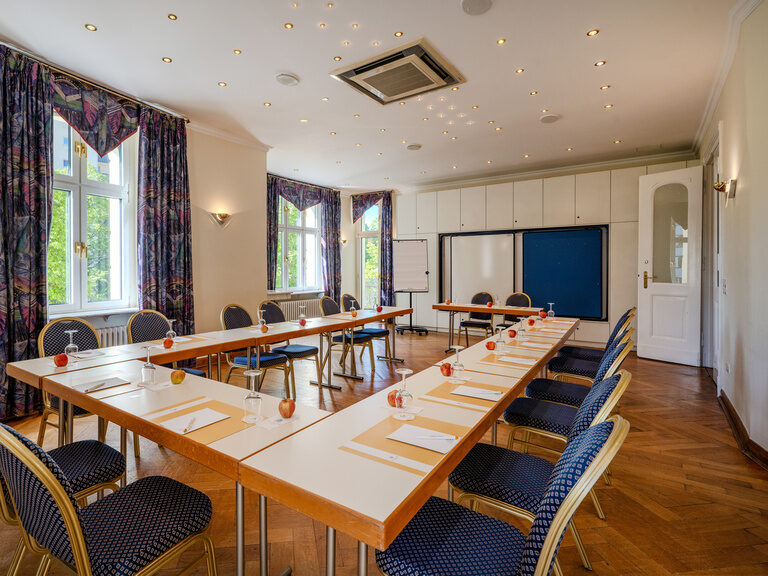 Tagungsraum Kant in U-Form gestellt im Hotel Seehof Berlin nahe der Messe
